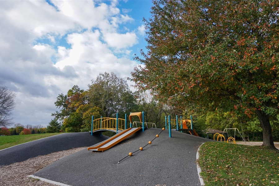 MacKay Jaycees Park new playground equipment