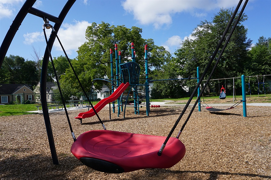 JPEG image of a playground at Cheseboro Park