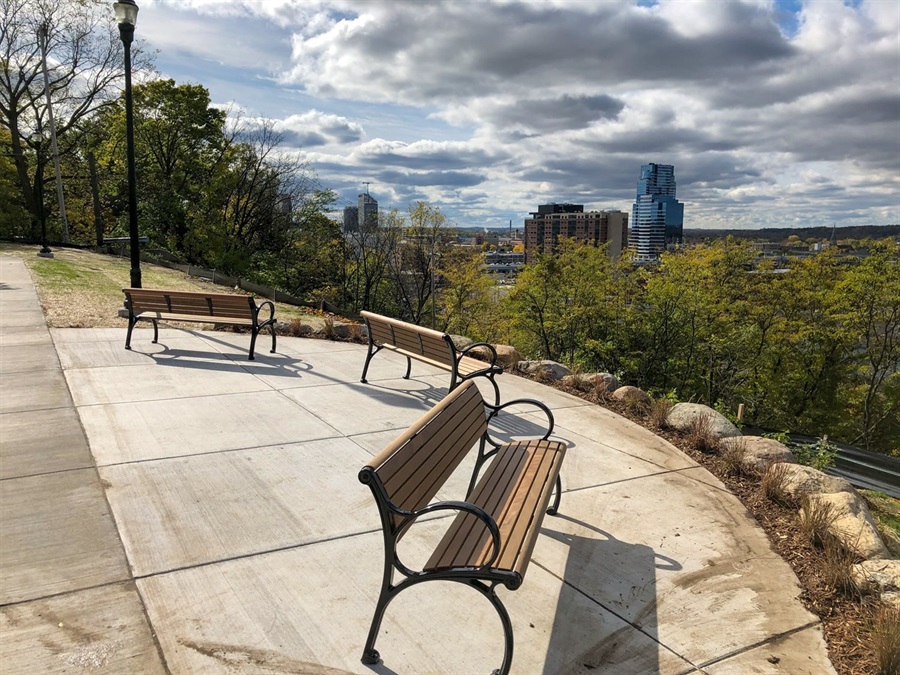 JPEG image of benches near a scenic overlook