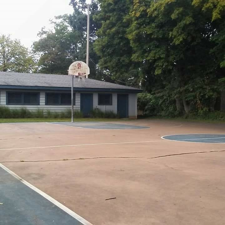 Wilcox Park Basketball Court before improvements