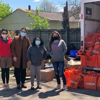 Hispanic Center Food Distribution.4.jpg