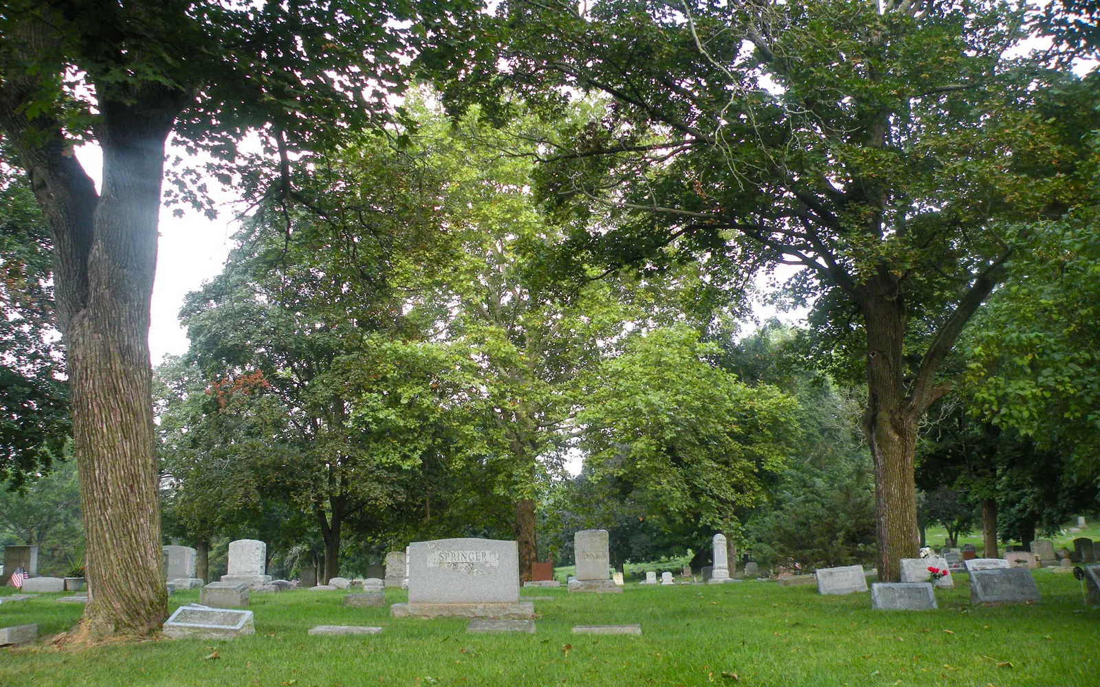 Cemeteries | City of Grand Rapids, Michigan
